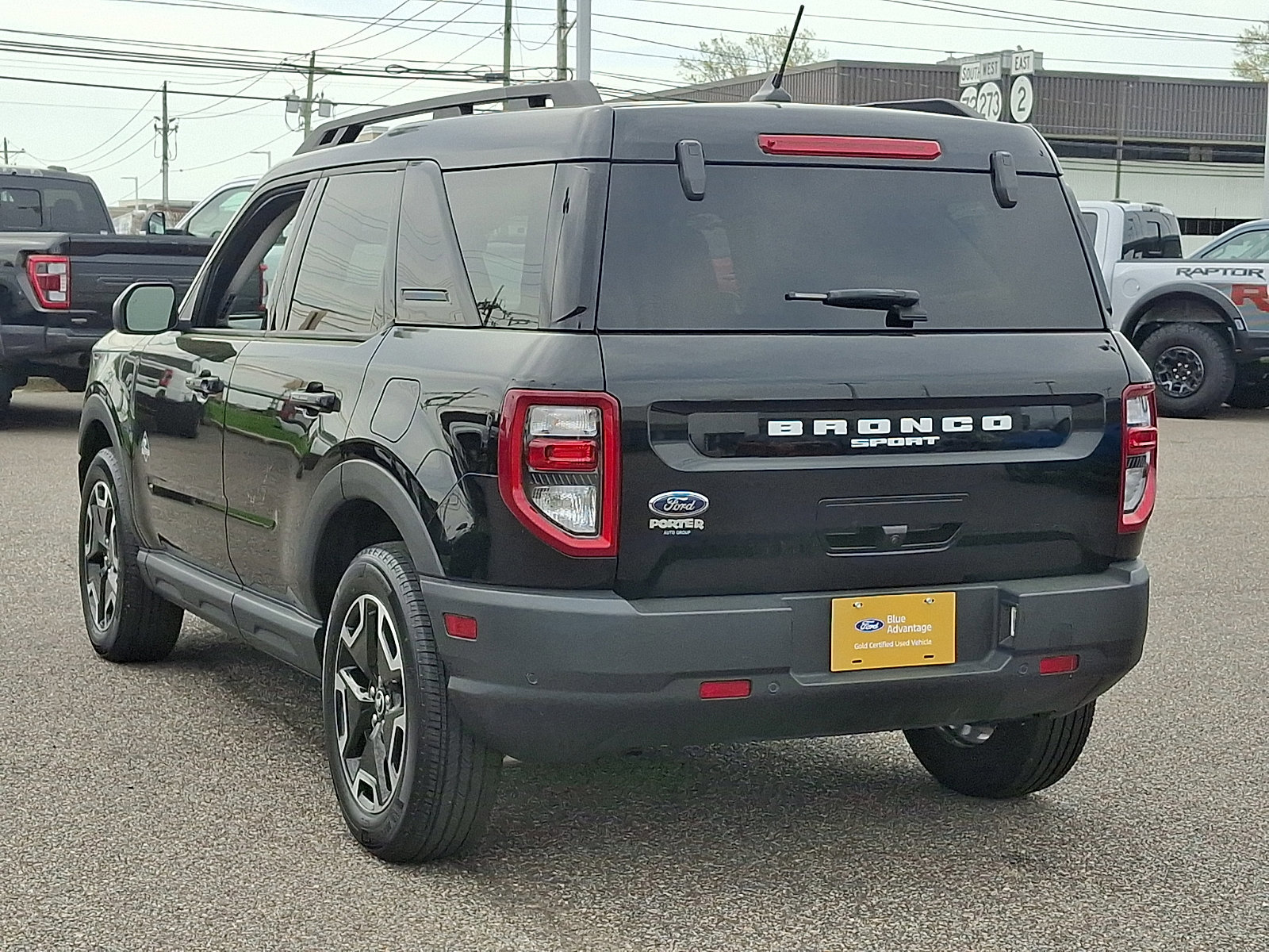 Certified 2023 Ford Bronco Sport Outer Banks w/ Tech Package AWD/4WD image 5