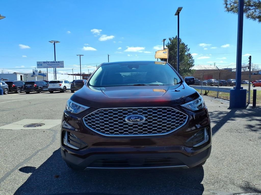 Certified 2023 Ford Edge SEL w/ Convenience Package AWD/4WD image 6