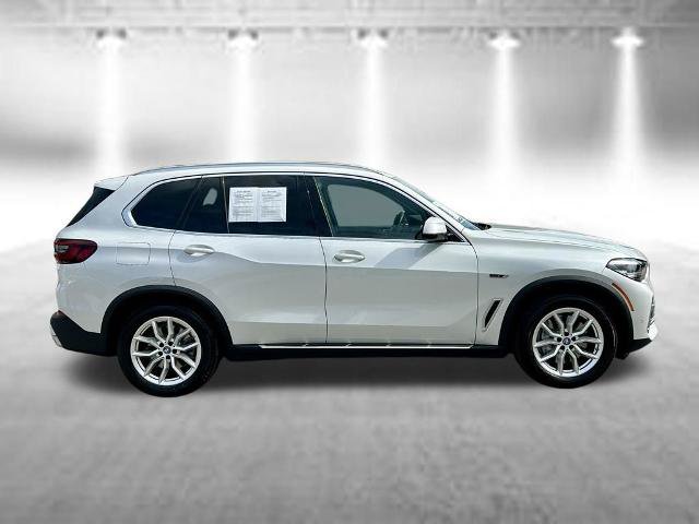 Used 2023 BMW X5 xDrive45e w/ Parking Assistance Package AWD/4WD image 4