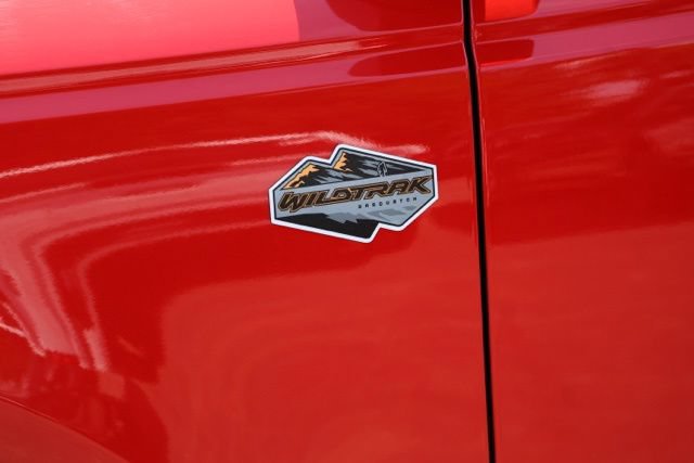 Certified 2023 Ford Bronco Wildtrak AWD/4WD image 3