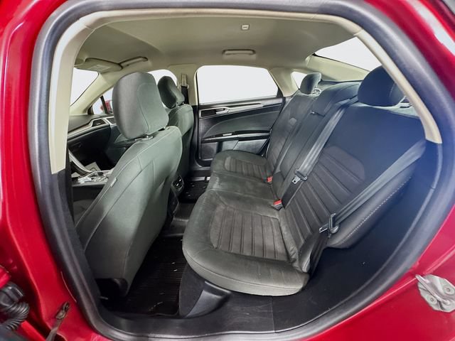 Certified 2020 Ford Fusion SE FWD image 29
