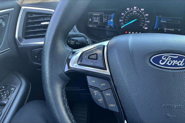 Certified 2024 Ford Edge Titanium AWD/4WD image 18