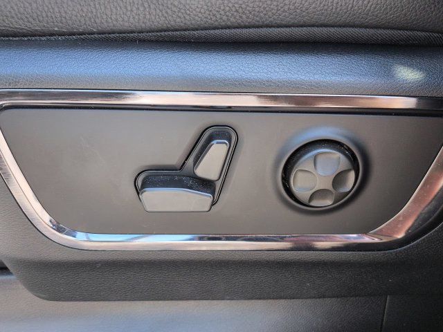 Used 2025 RAM 1500 Limited AWD/4WD image 20