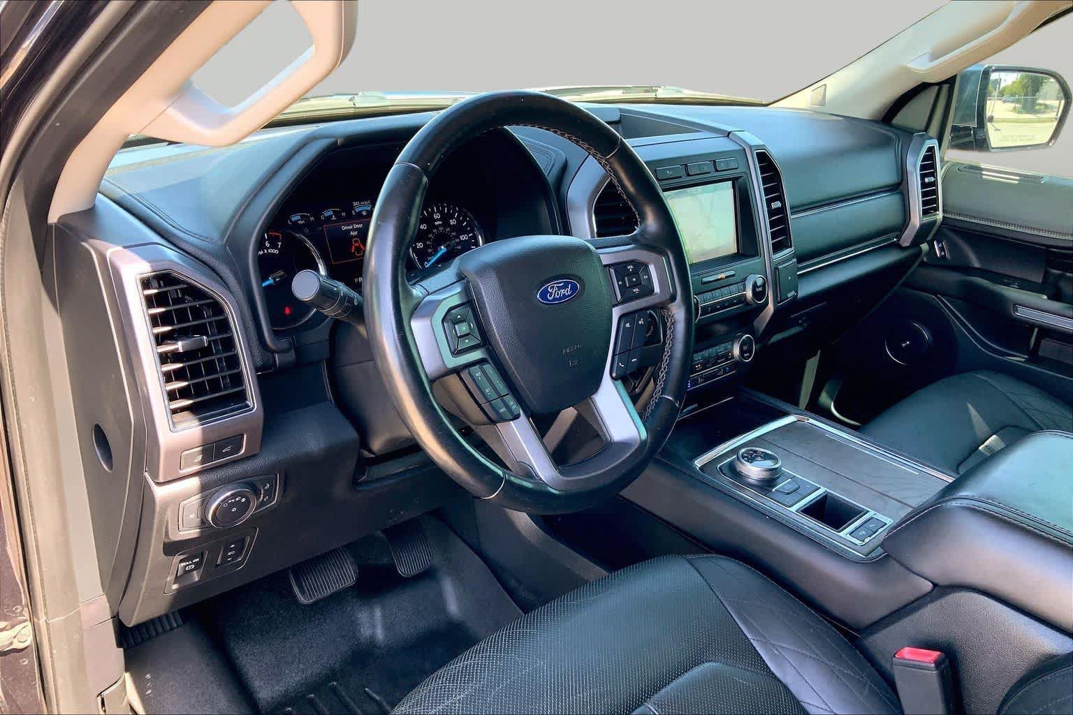 Certified 2019 Ford Expedition Platinum RWD image 32