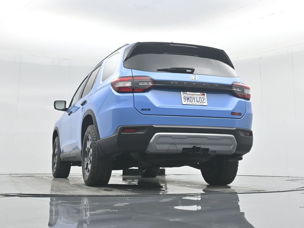 Used 2024 Honda Pilot TrailSport image 19