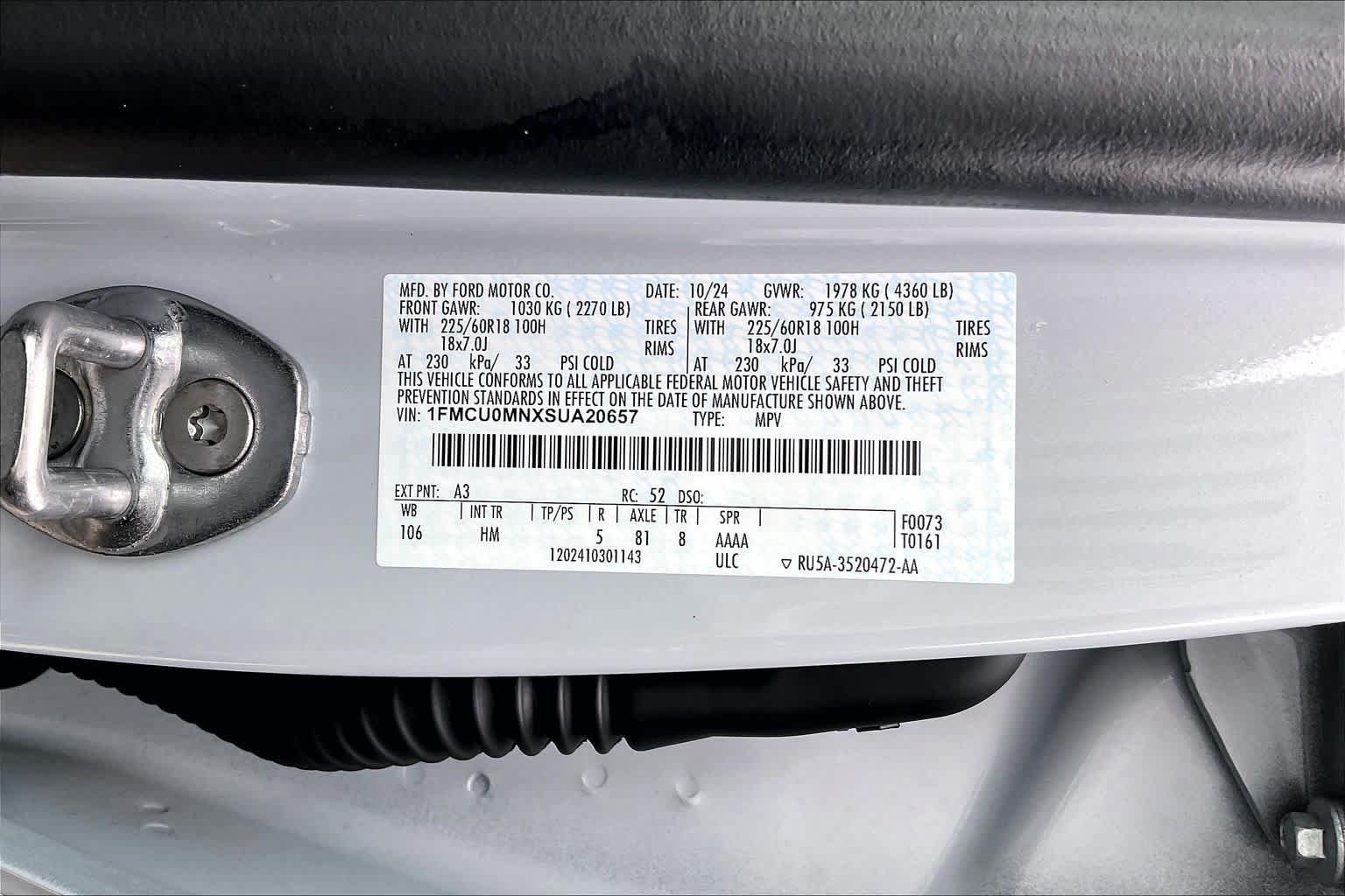 Certified 2025 Ford Escape ST-Line w/ Tech Pack #1 FWD image 29
