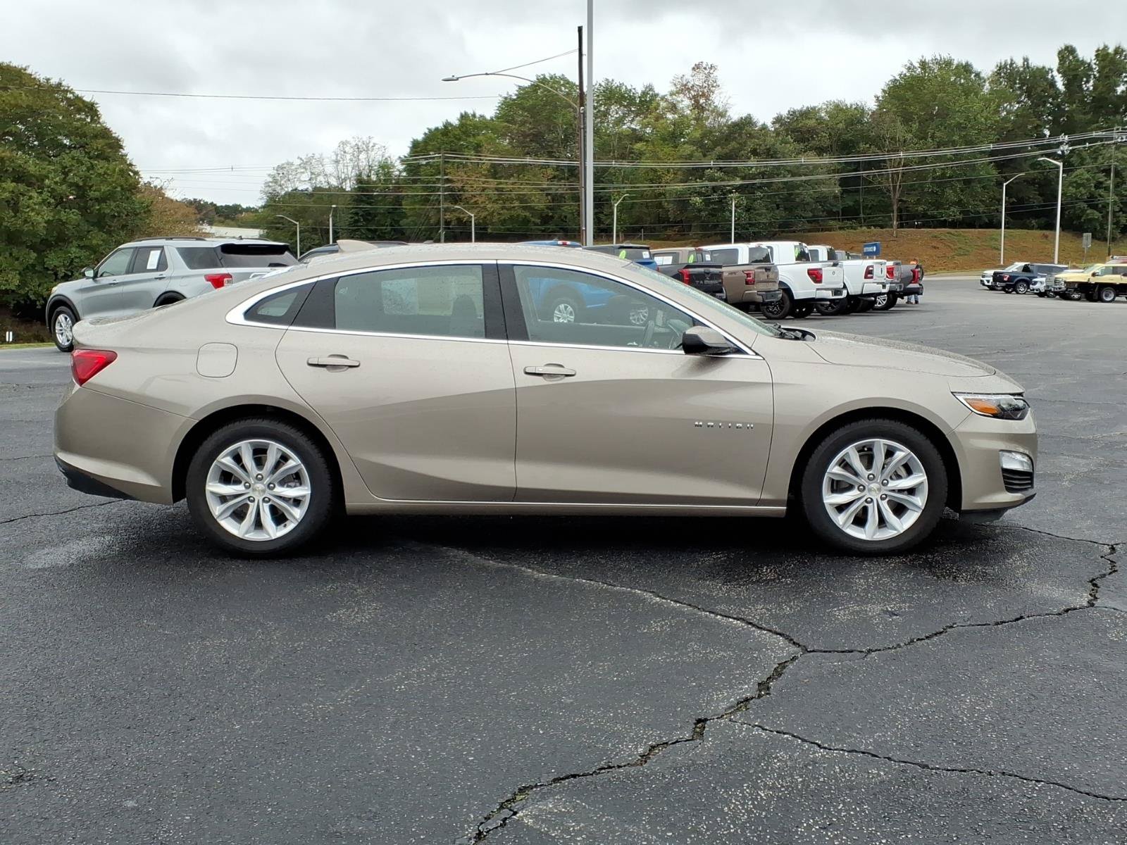 Used 2024 Chevrolet Malibu LT FWD image 8
