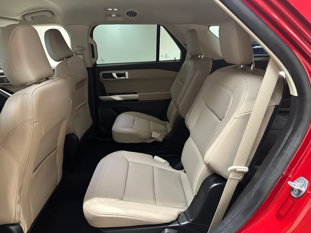 Certified 2023 Ford Explorer XLT w/ Equipment Group 202A AWD/4WD image 20