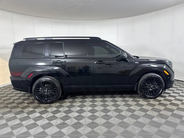 Used 2025 Hyundai Santa Fe Calligraphy AWD/4WD image 2