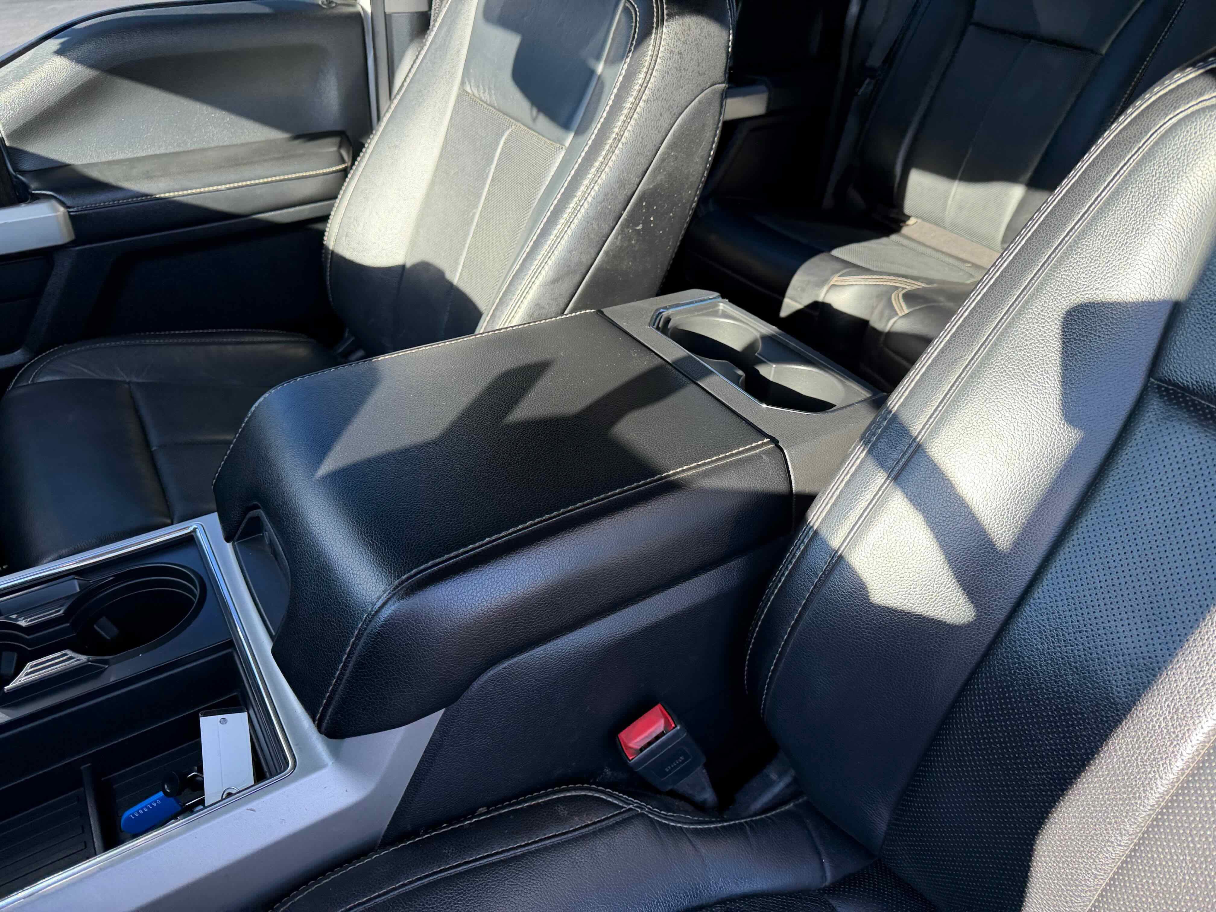 Certified 2020 Ford F350 Lariat w/ Lariat Ultimate Package image 27