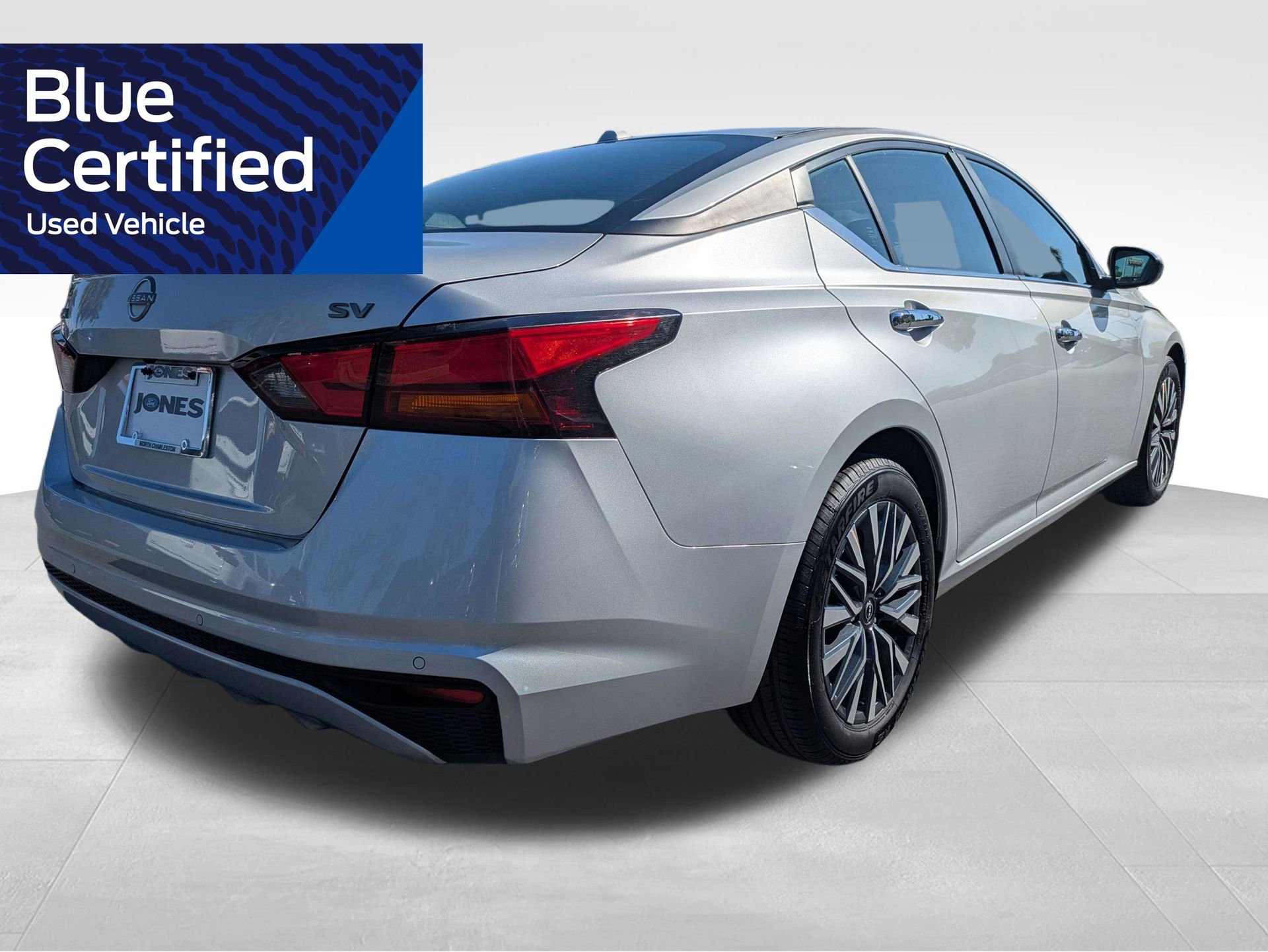 Used 2024 Nissan Altima 2.5 SV FWD image 5