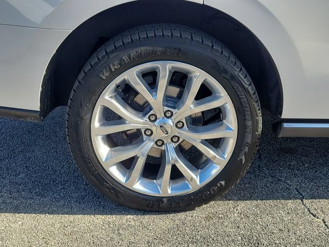 Certified 2019 Ford Expedition Limited w/ Equipment Group 302A RWD image 7
