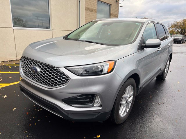 Certified 2024 Ford Edge SEL w/ Convenience Package AWD/4WD image 5
