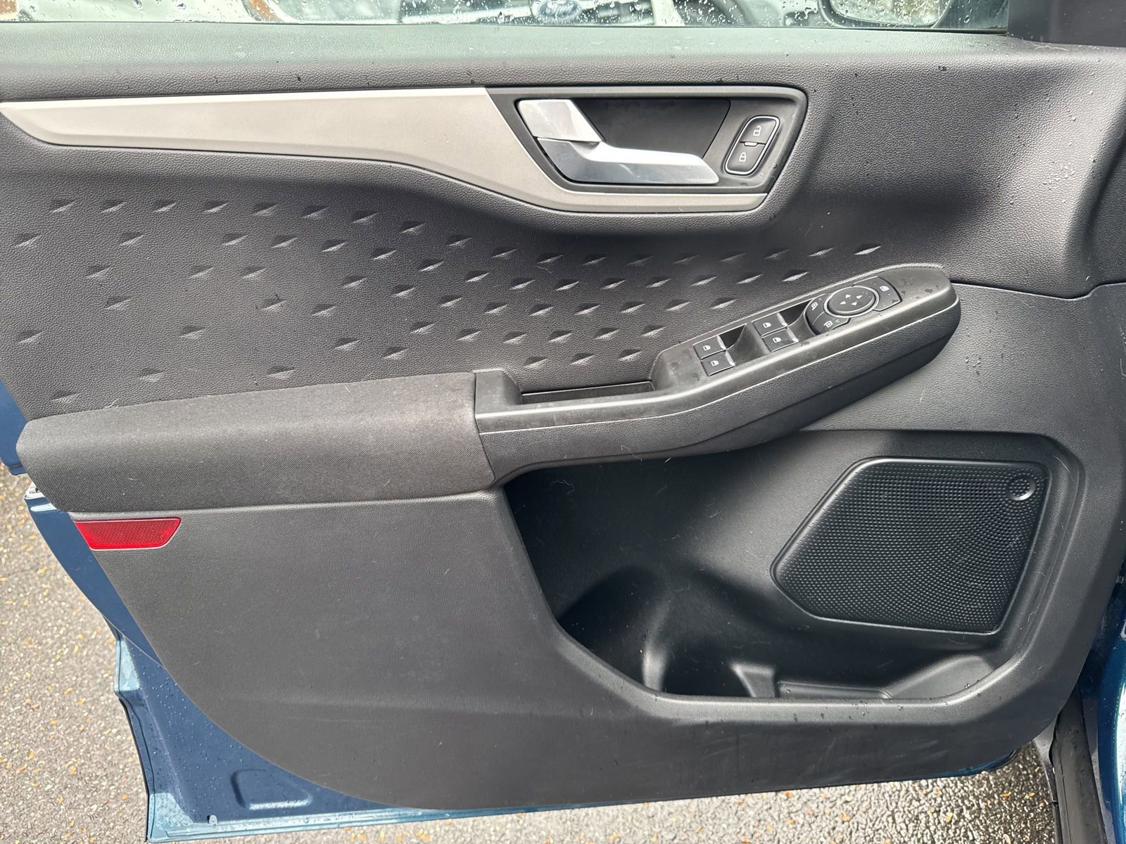 Certified 2020 Ford Escape SE Sport image 37