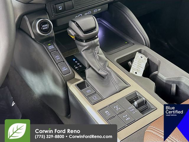 Used 2025 Toyota Land Cruiser image 20