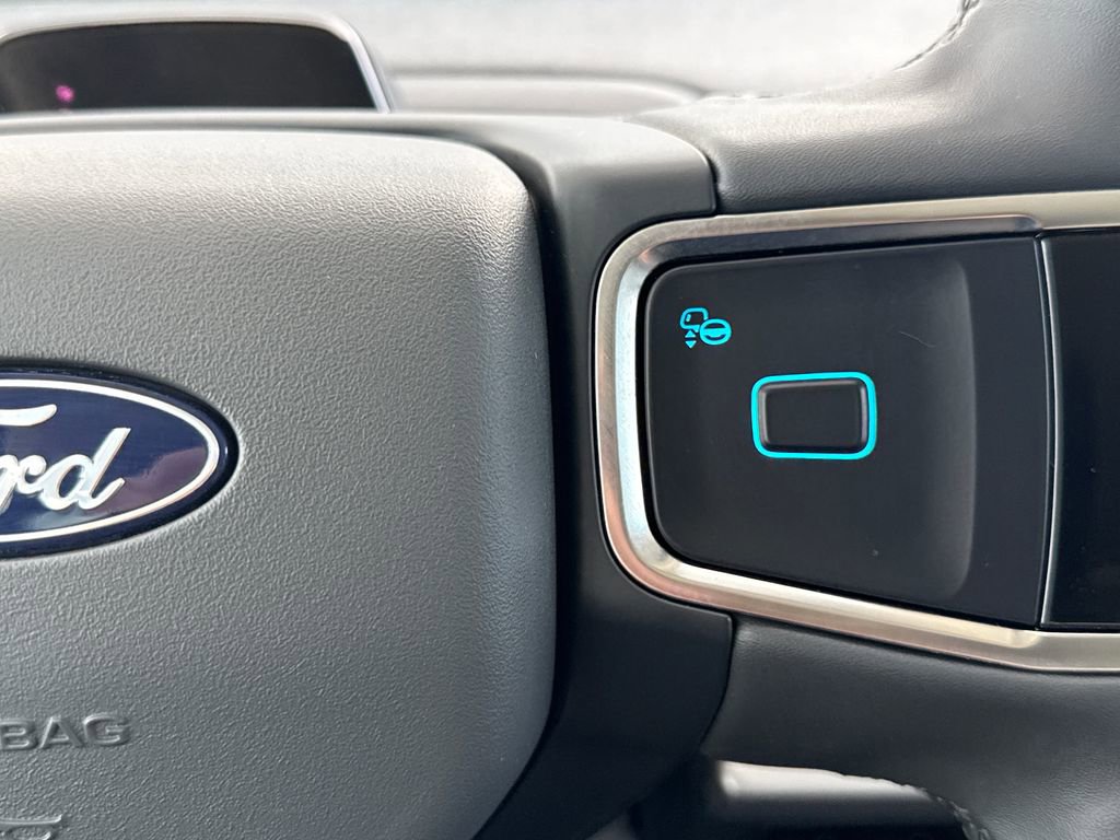Certified 2025 Ford Expedition Max Active RWD image 17