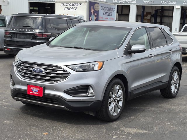 Certified 2024 Ford Edge Titanium AWD/4WD image 3