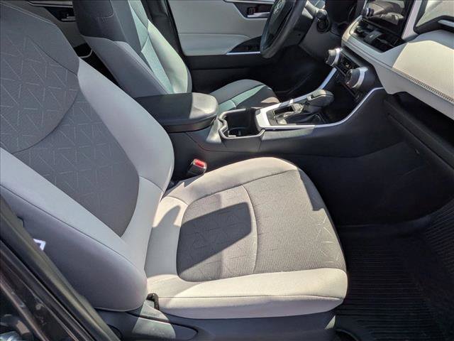 Used 2024 Toyota RAV4 XLE FWD image 20
