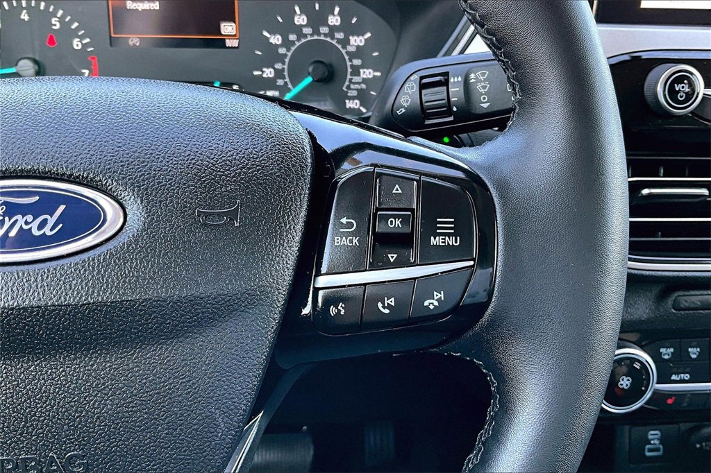 Certified 2022 Ford Escape SE w/ Cold Weather Package image 19