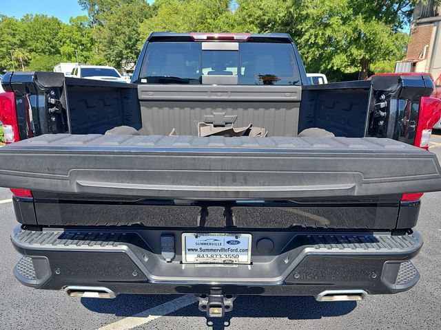 Used 2024 Chevrolet Silverado 1500 LT Trail Boss w/ LT Trail Boss Premium Package AWD/4WD image 14