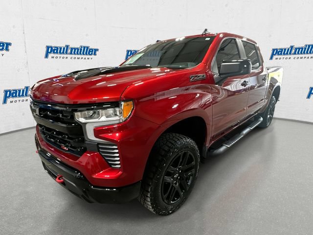 Used 2024 Chevrolet Silverado 1500 LT Trail Boss w/ Protection Package AWD/4WD image 1