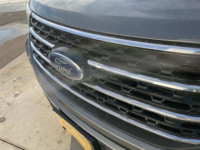 Certified 2021 Ford Explorer XLT w/ Class III Trailer Tow Package image 8