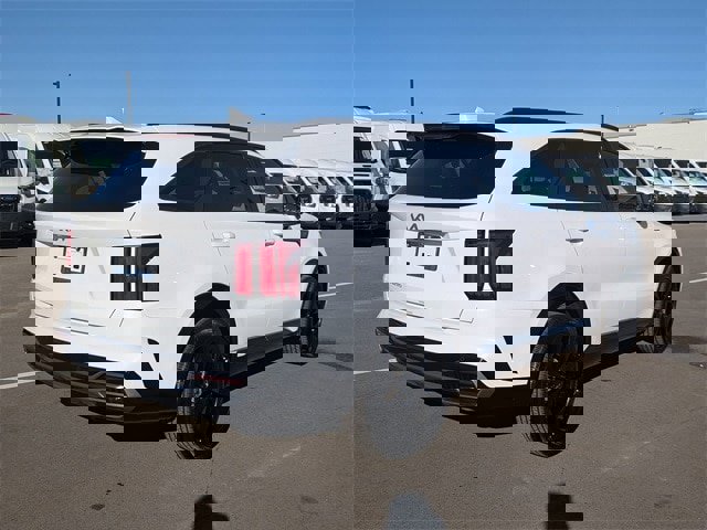 Used 2023 Kia Sorento SX image 5
