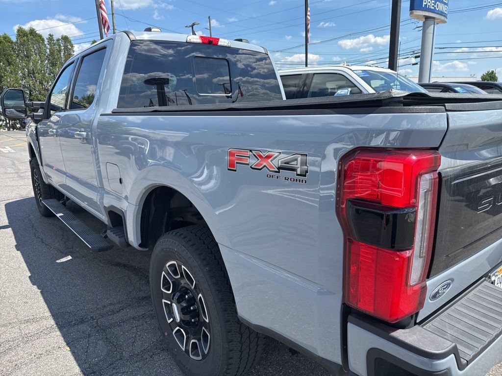 Certified 2025 Ford F250 Platinum AWD/4WD image 7