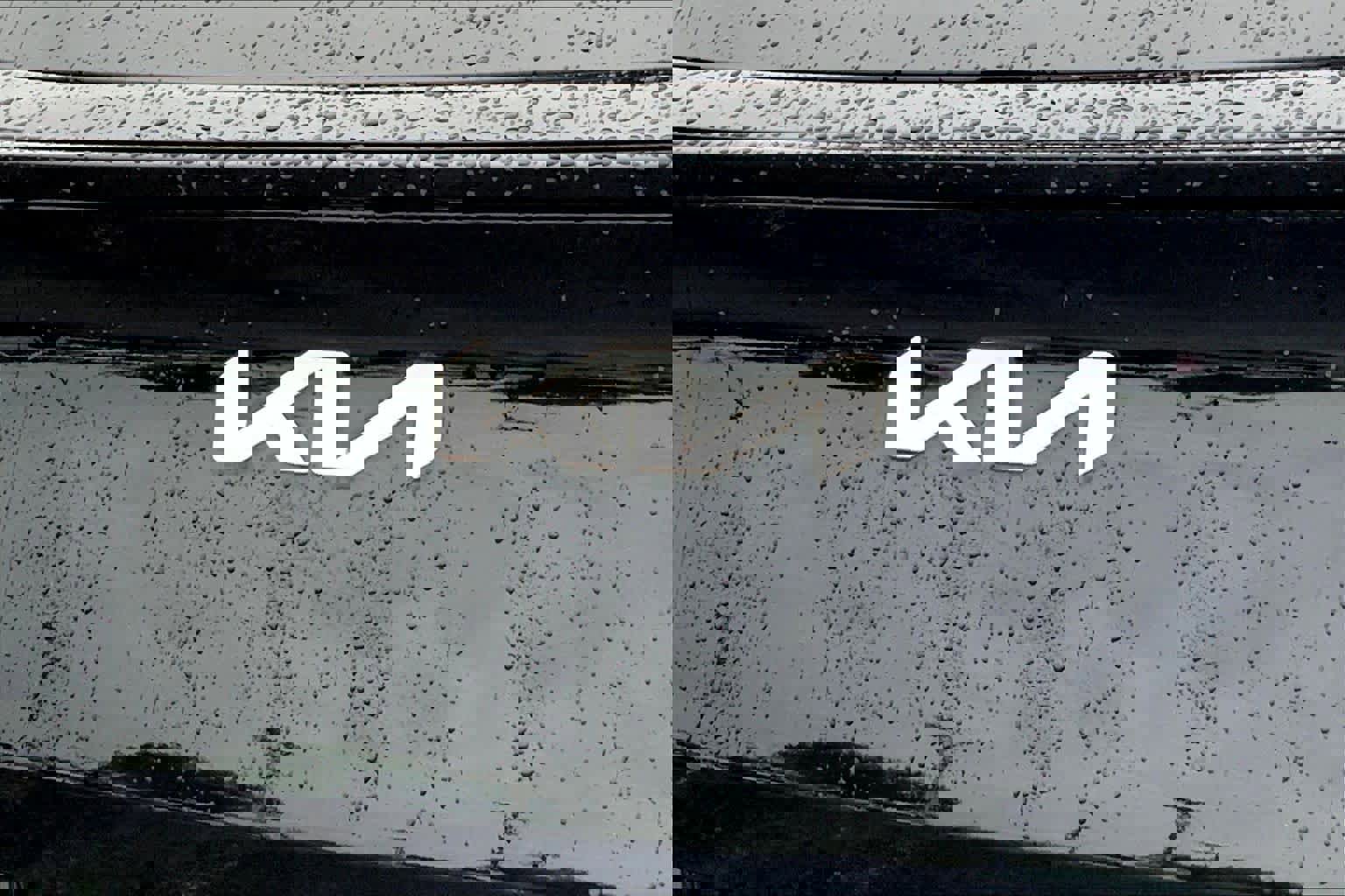 Used 2024 Kia Sportage SX image 28