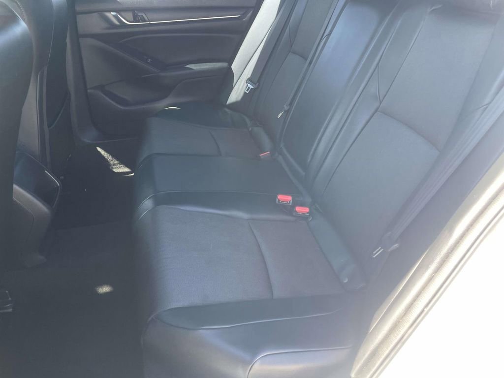Used 2018 Honda Accord Sport image 23