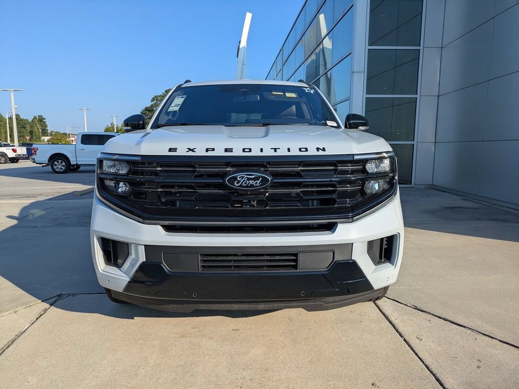 Certified 2025 Ford Expedition Max Platinum w/ Stealth Performance Package AWD/4WD image 8