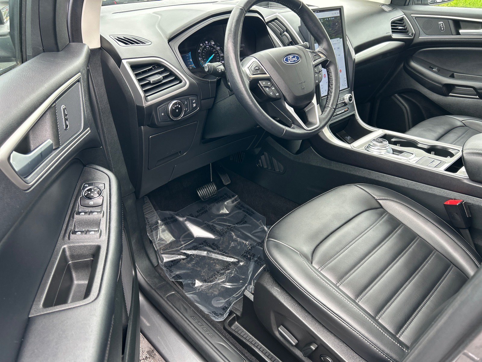 Certified 2023 Ford Edge SEL w/ Convenience Package AWD/4WD image 6