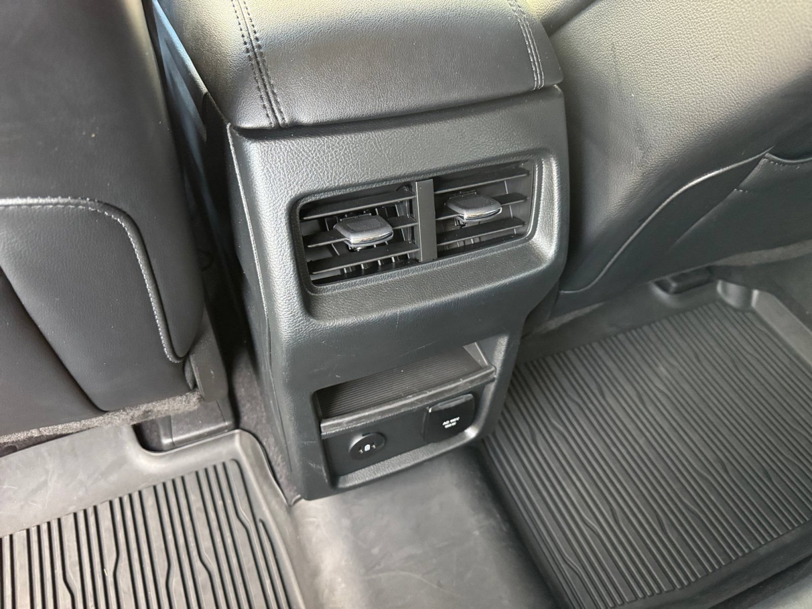 Certified 2023 Ford Edge SEL w/ Convenience Package AWD/4WD image 17