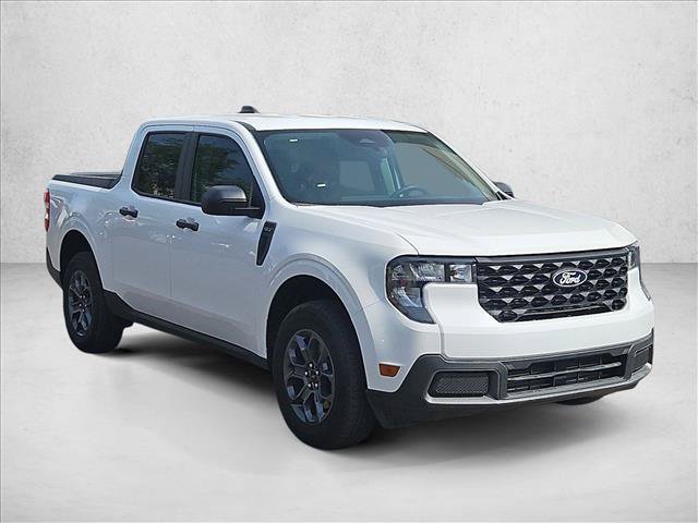 Certified 2025 Ford Maverick XLT w/ 4K Tow Package AWD/4WD image 4