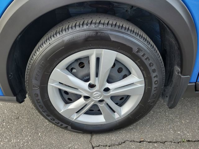 Used 2024 Nissan Kicks S image 30