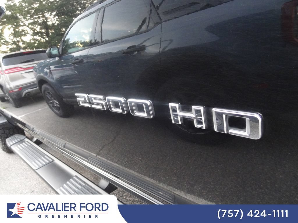Used 2024 Chevrolet Silverado 2500 LTZ w/ LTZ Convenience Package AWD/4WD image 18