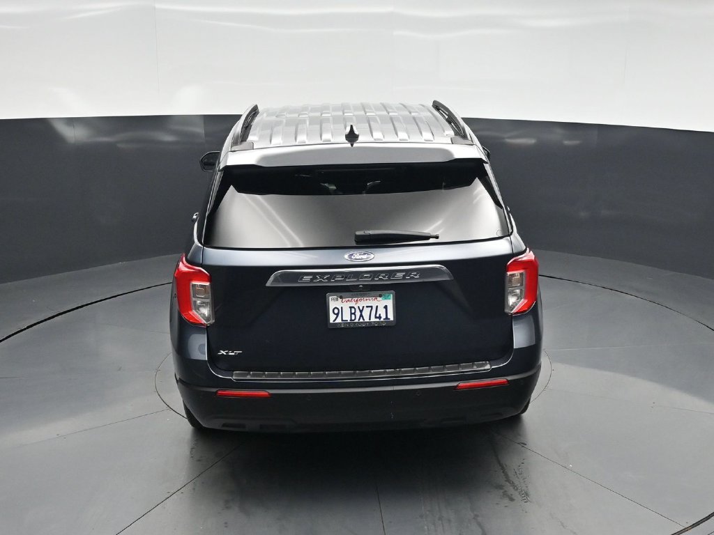 Certified 2023 Ford Explorer XLT RWD image 40