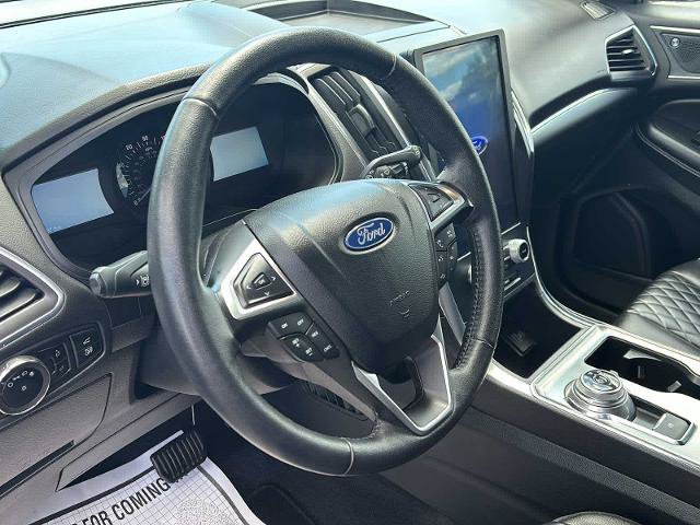 Certified 2024 Ford Edge Titanium AWD/4WD image 9
