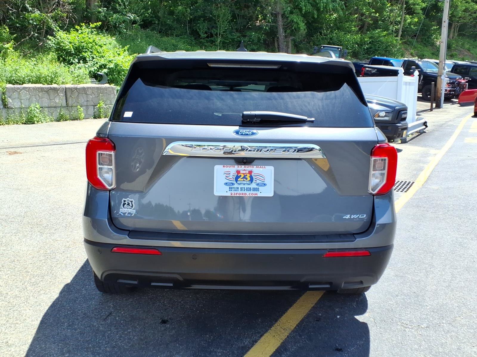 Certified 2022 Ford Explorer XLT AWD/4WD image 7