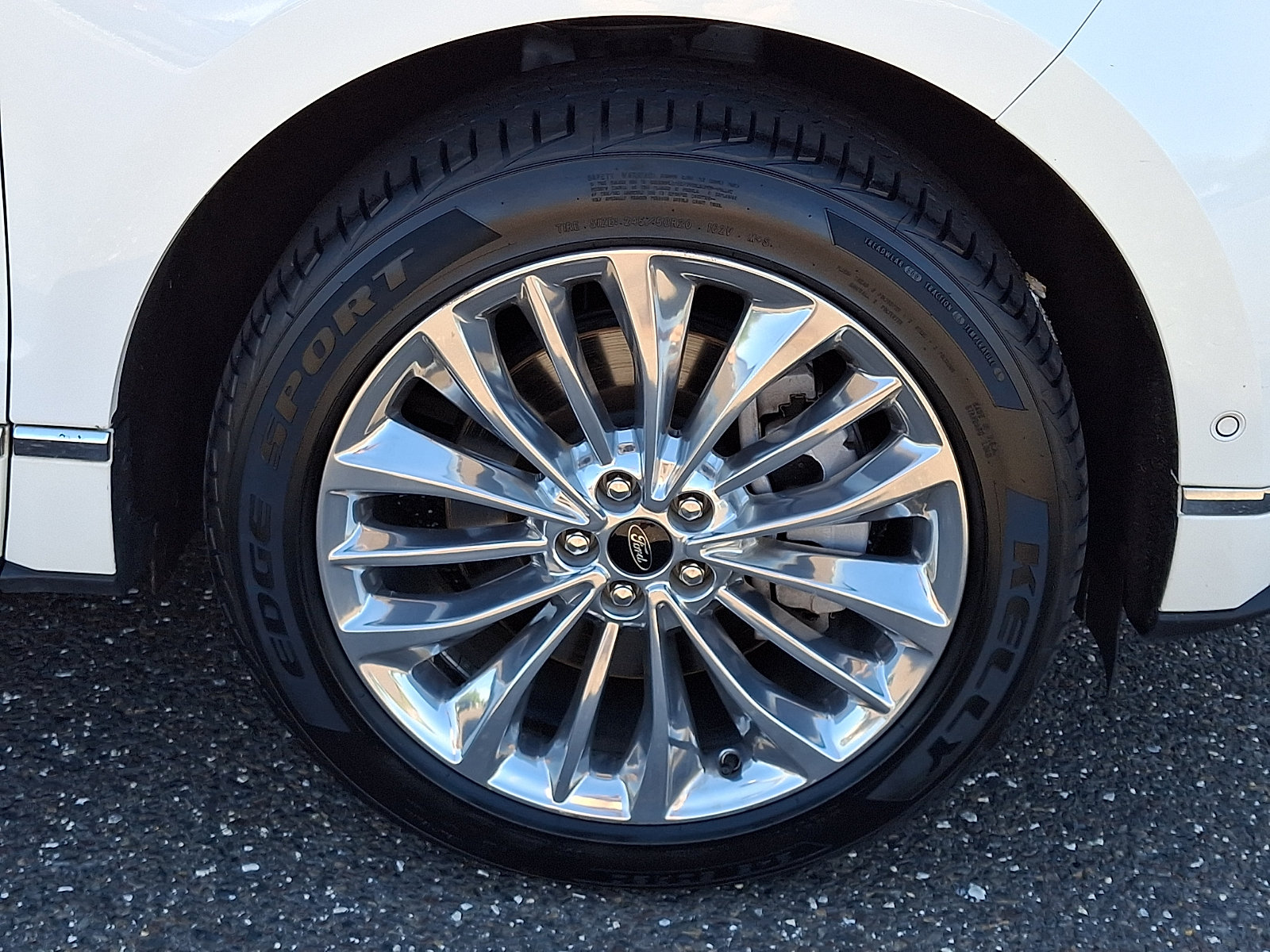 Certified 2024 Ford Edge Titanium w/ Titanium Elite Package AWD/4WD image 8