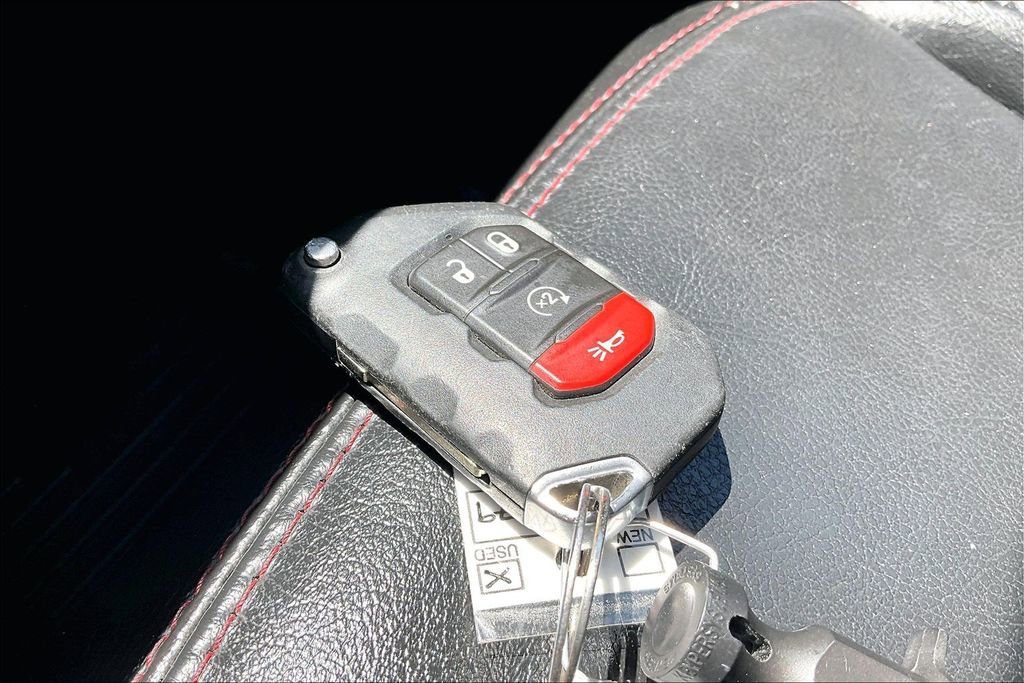 Used 2021 Jeep Wrangler Unlimited Rubicon AWD/4WD image 11