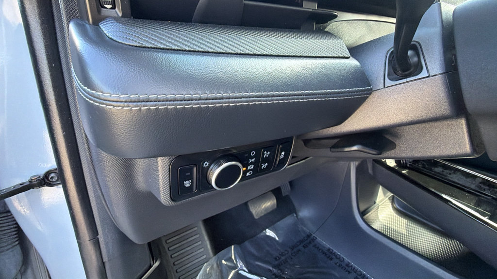 Certified 2024 Ford Mustang Mach-E Premium AWD/4WD image 14