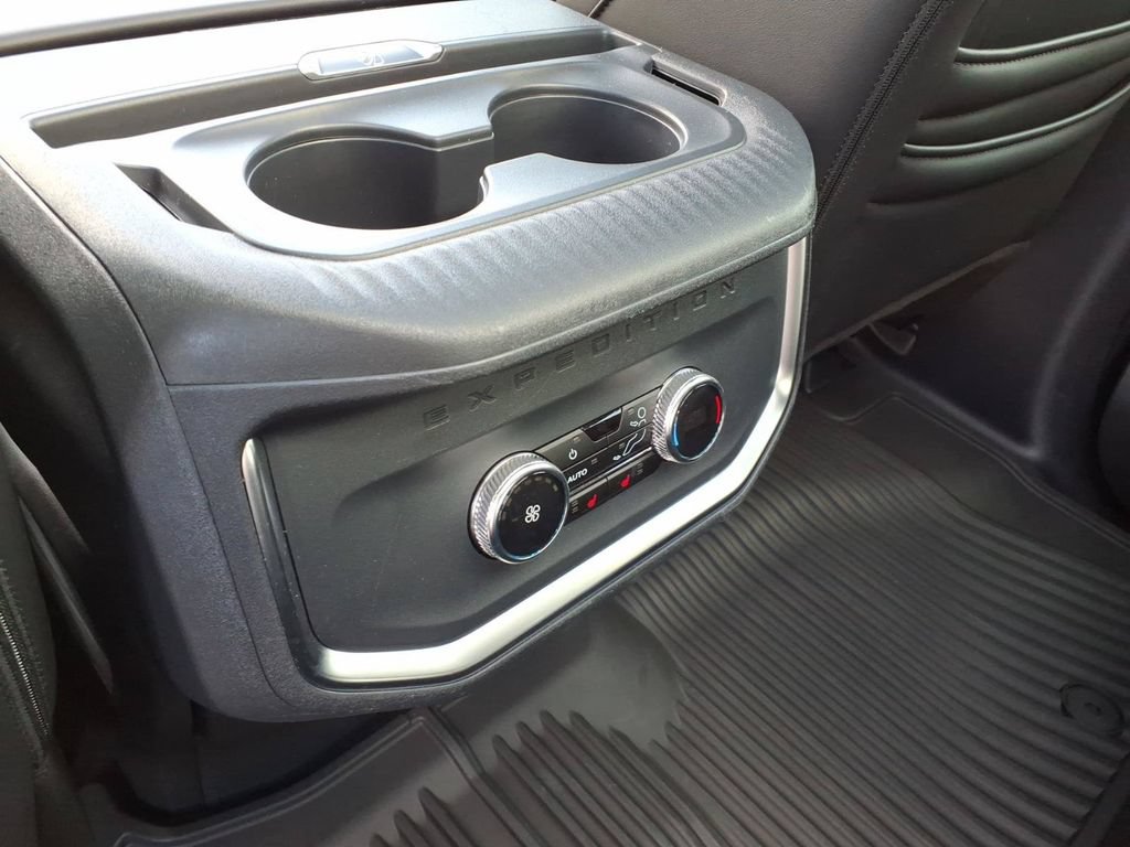 Certified 2025 Ford Expedition Tremor AWD/4WD image 13