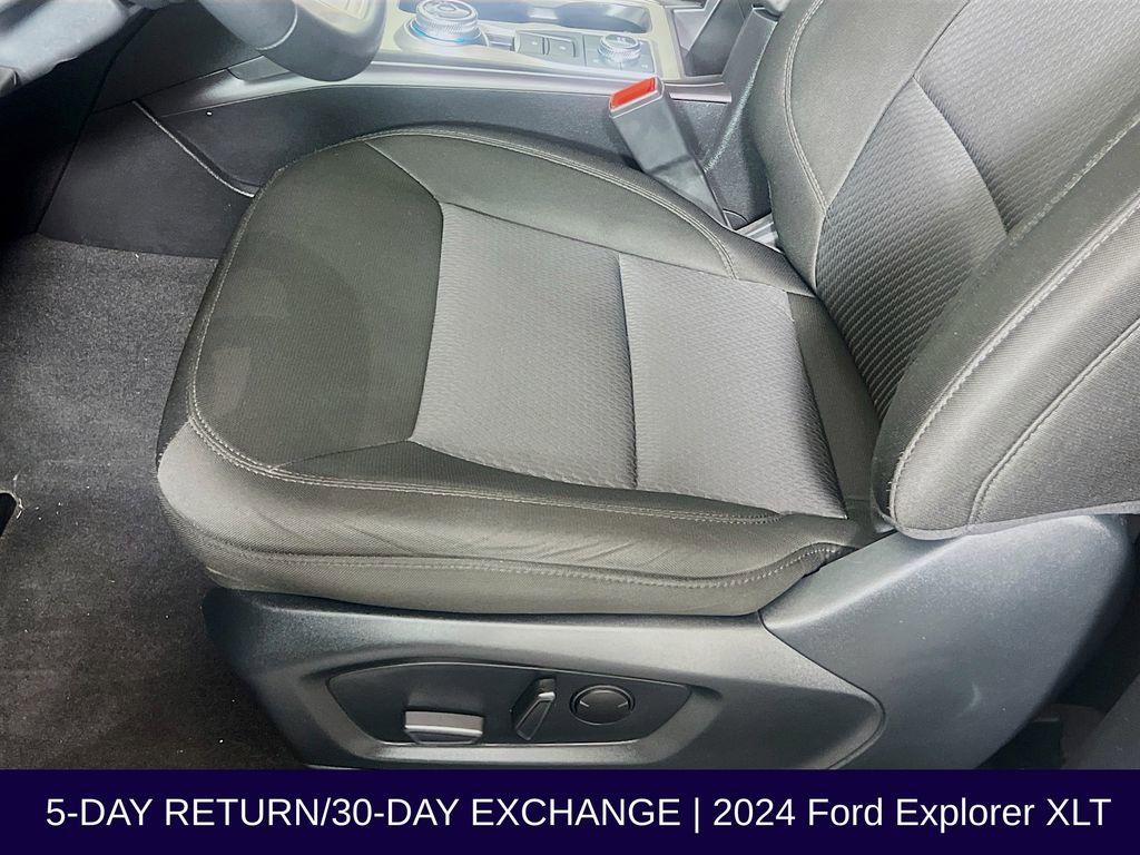 Certified 2024 Ford Explorer XLT AWD/4WD image 24