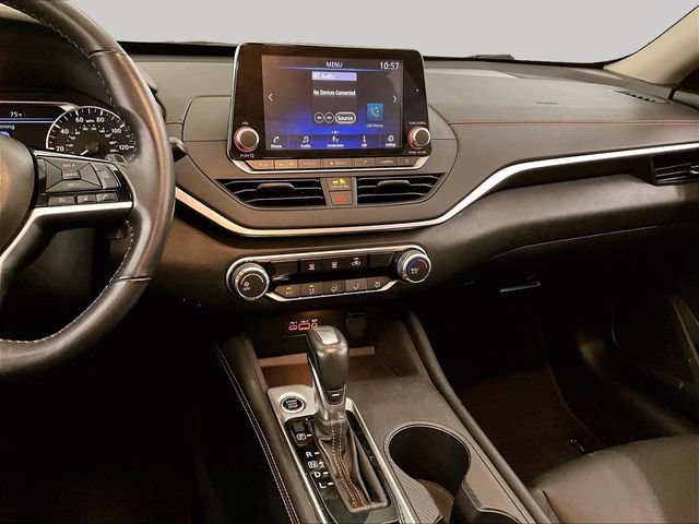 Used 2021 Nissan Altima 2.5 SR FWD image 6