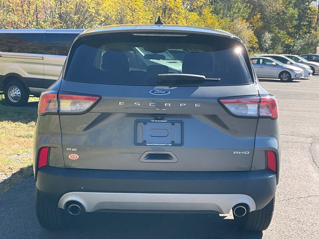 Certified 2022 Ford Escape SE w/ Cold Weather Package AWD/4WD image 20