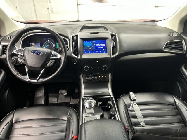 Certified 2020 Ford Edge SEL w/ Convenience Package FWD image 4