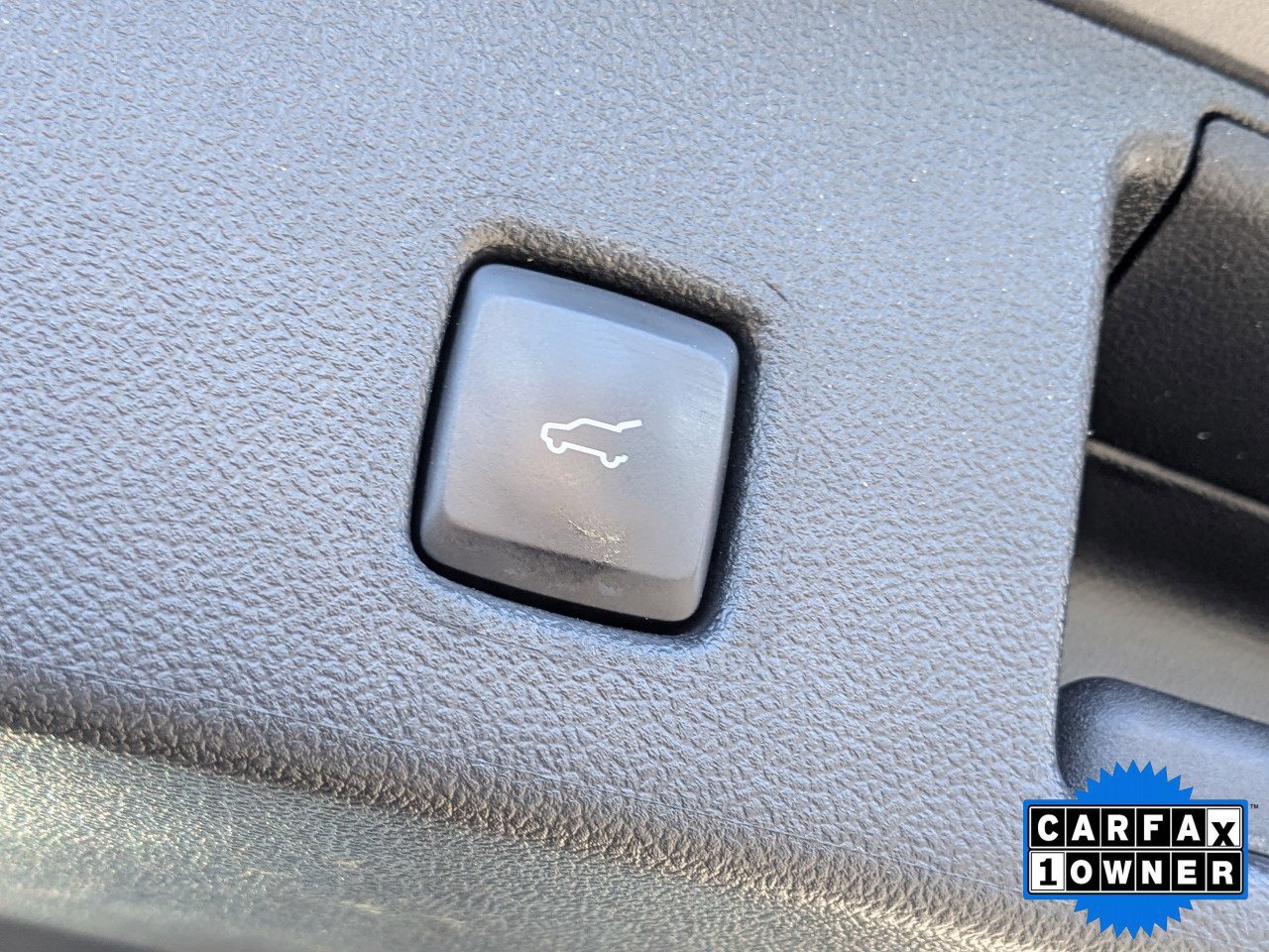 Certified 2022 Ford Escape SE w/ Convenience Package image 16