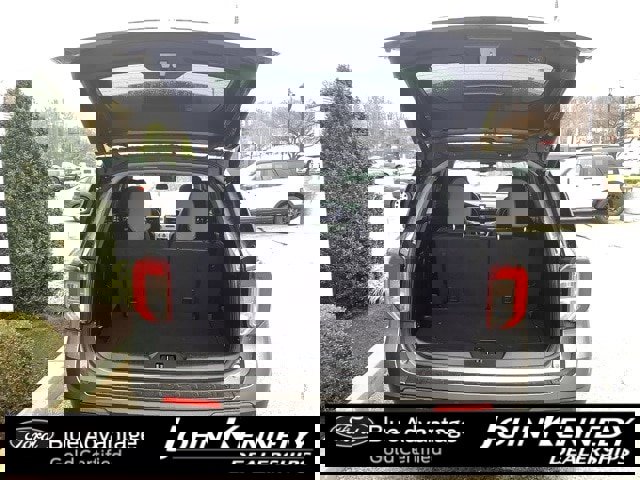 Certified 2022 Ford Explorer XLT w/ Equipment Group 202A image 36