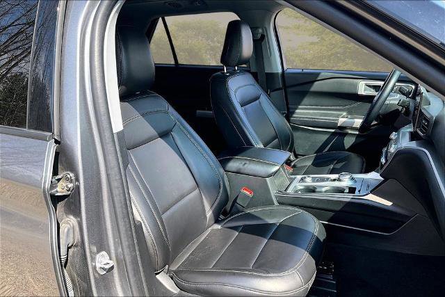 Certified 2023 Ford Explorer XLT w/ Equipment Group 202A image 9